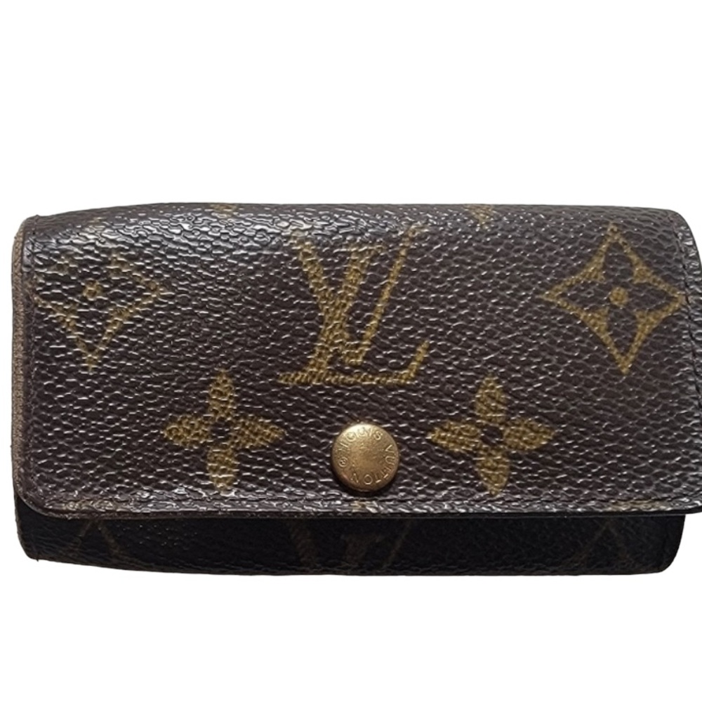 LOUIS VUITTON 🔥 Key Holder Authentic!